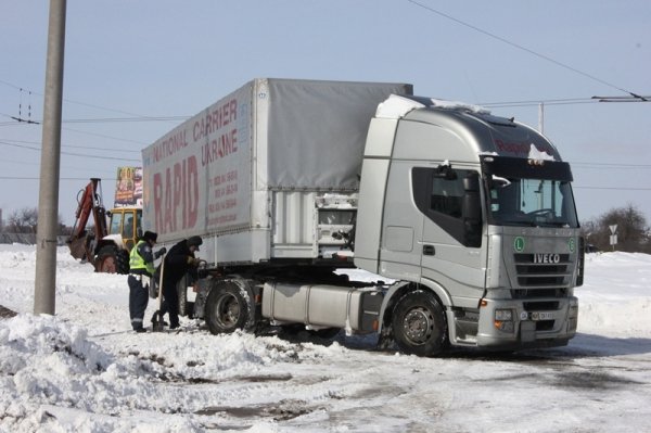 ДАІшники витягували з заметів фури. ФОТО
